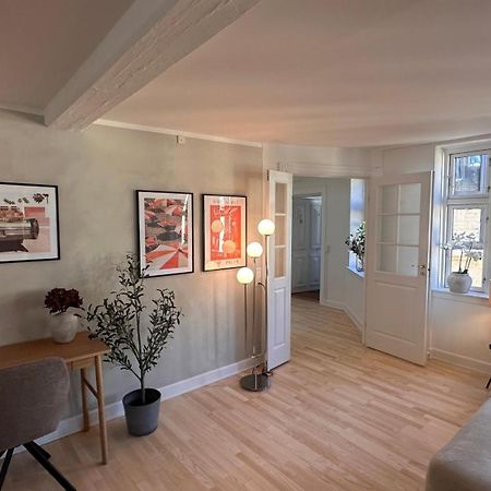 Lovstraede Apartments From 1 To 6 - Carolinas Apartments Copenaghen Esterno foto